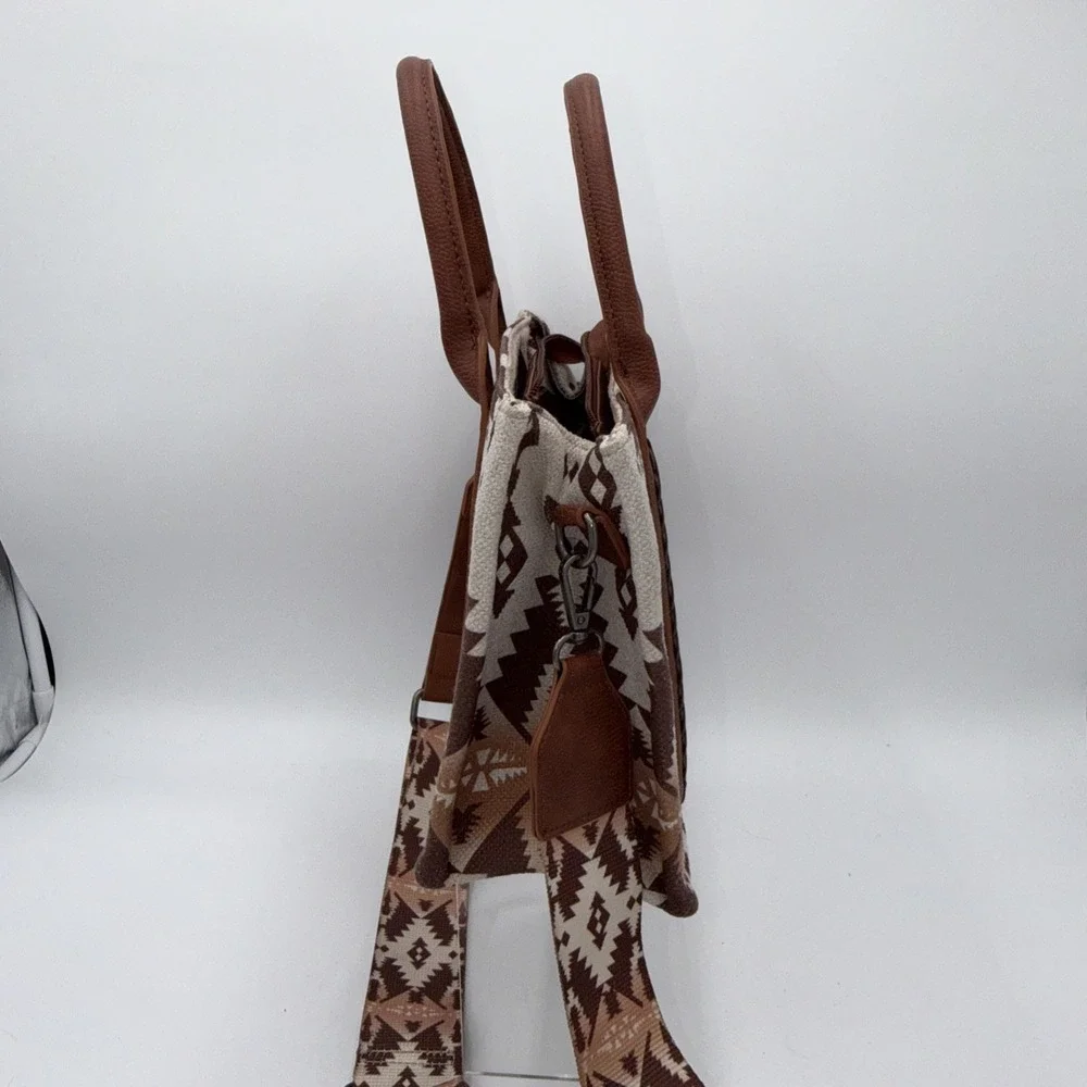Wrangler Western Aztec Pattern Tote Bag Brown Beige Top Handle & Strap Women - Picture 9 of 16